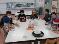 ケーキとジュースを楽しみました。